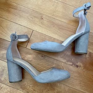 LC Lauren Conrad Hydrangea Women’s High Heels